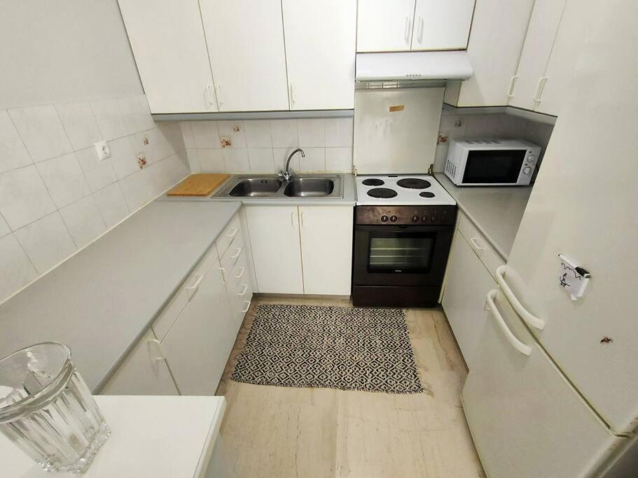 Ferienwohnung Δίπλα Στο Πάρκο Kalamata Exterior foto
