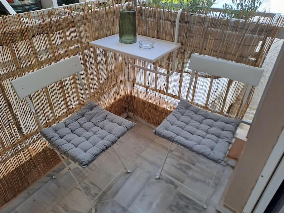Ferienwohnung Δίπλα Στο Πάρκο Kalamata Exterior foto